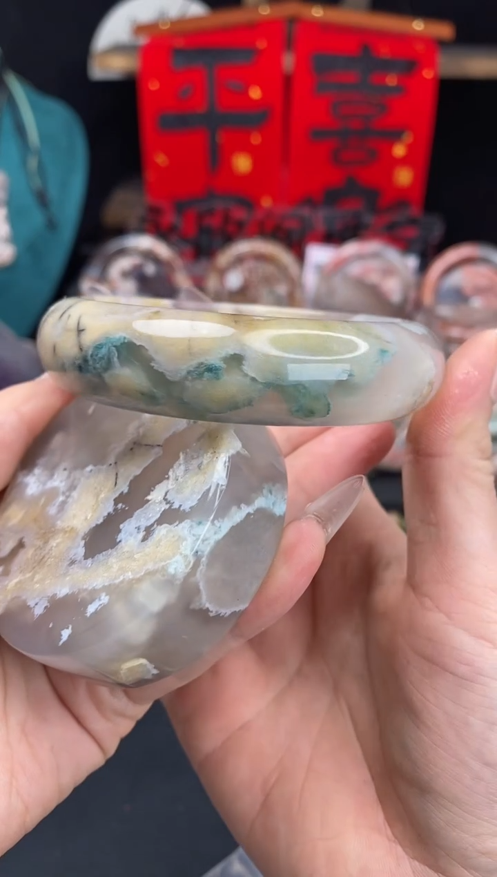 【闪购商品】石英质玉手镯（圆镯）未镶嵌64