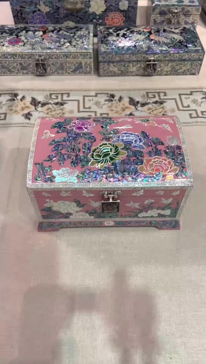 【闪购商品】按扣满贝底弘贝雅螺钿漆器文化馆