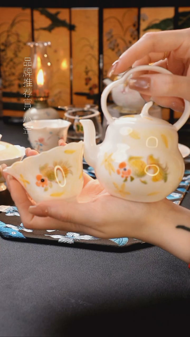 墨己哈哈哈哈哈哈哈哈哈