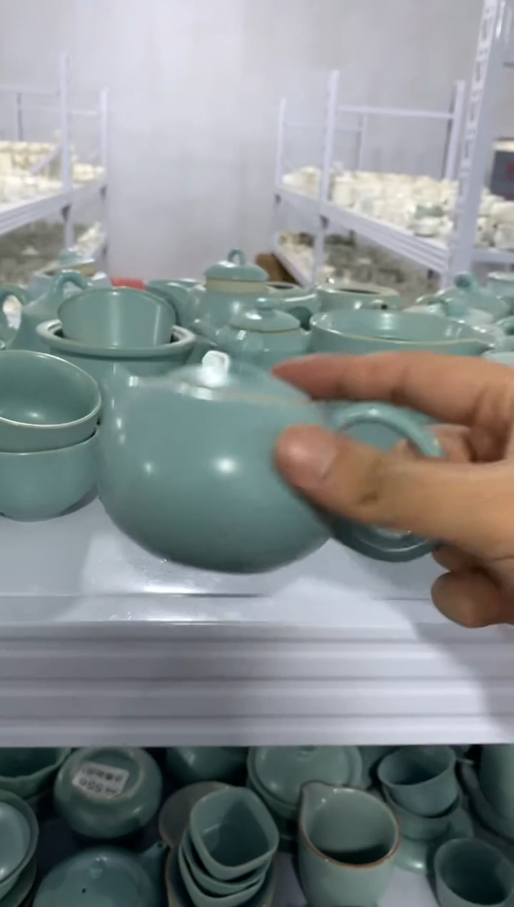 茶壶、盖碗、主人杯、客杯（轻轻微瑕介意勿拍）