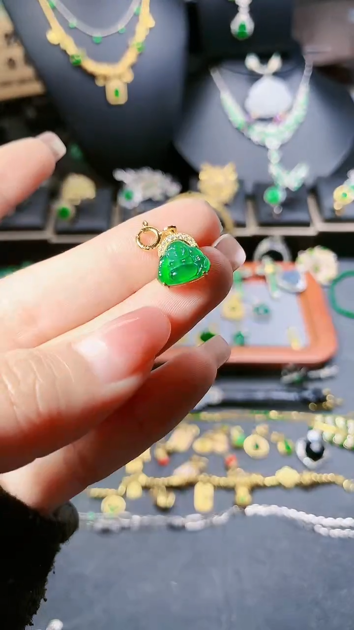 【闪购商品】翡翠吊坠(不含链)银S925镶嵌小提留