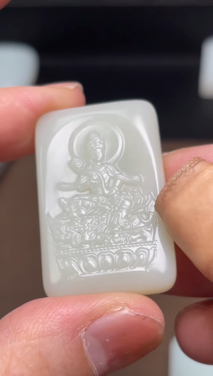 颈饰未镶嵌和田玉10  线雕