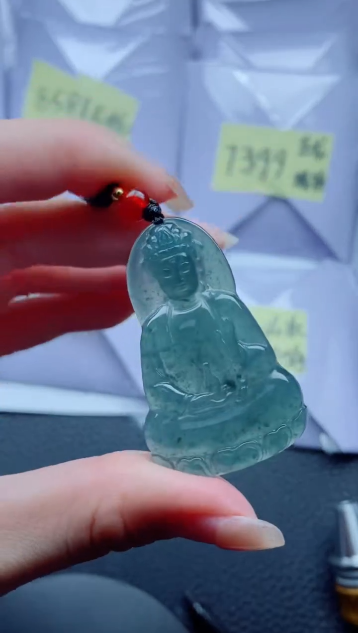 翡翠未镶嵌颈饰多样性一件随机发货