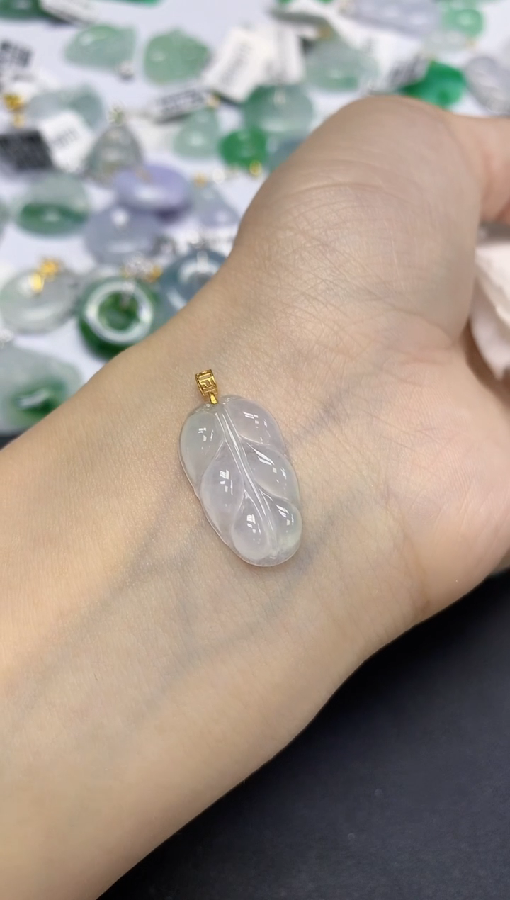 颈饰18K金镶嵌翡翠天然缅甸翡翠A货百元以上9元证书费自理