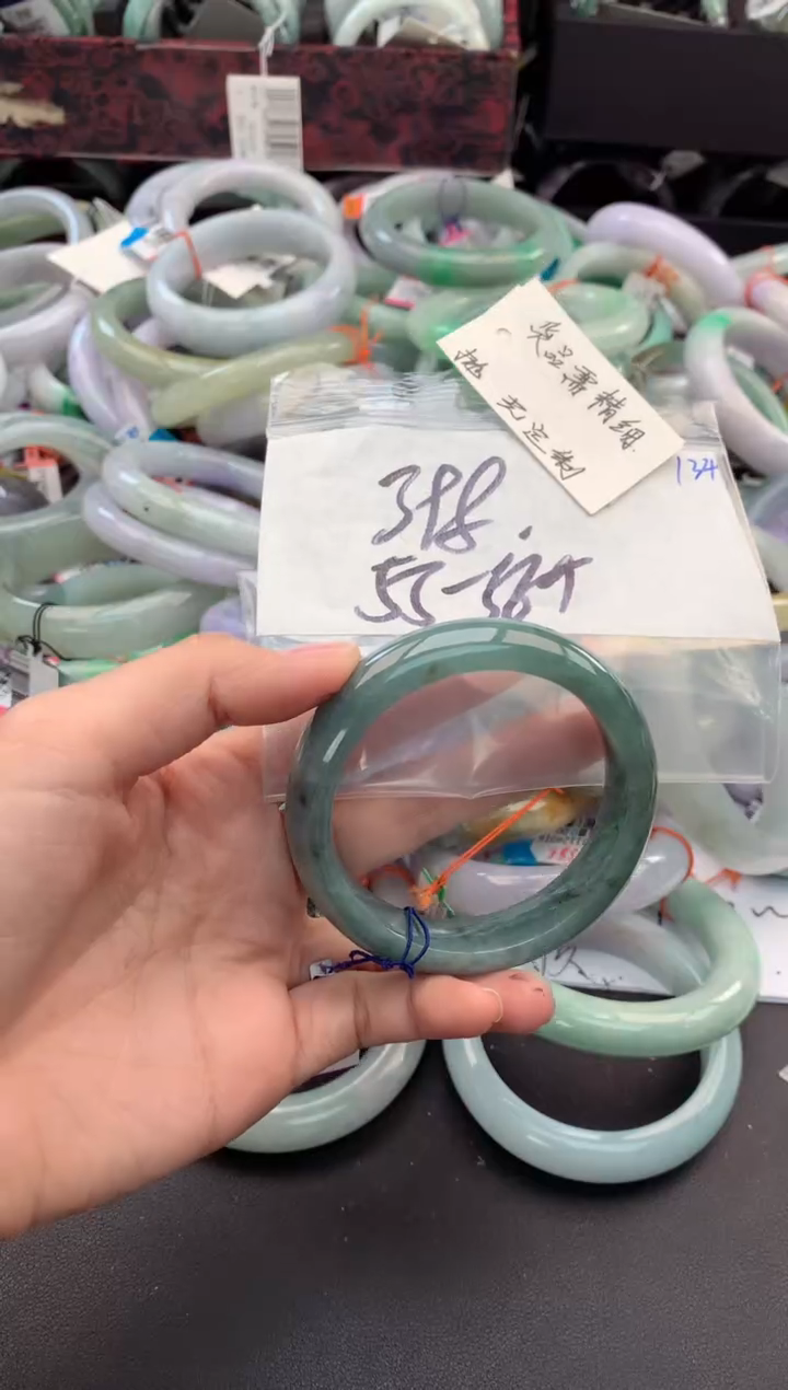 【闪购商品】定制翡翠未镶嵌毛货需精细抛光+多人