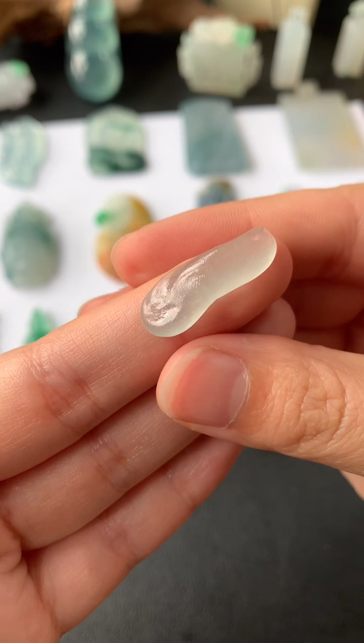 【闪购商品】定制翡翠未镶嵌翡翠