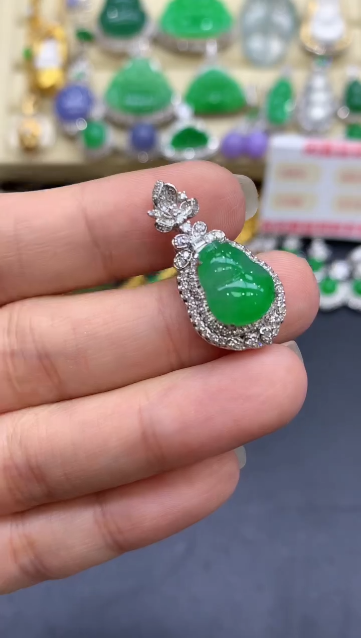 颈饰18K金镶嵌翡翠291-中国好珍宝