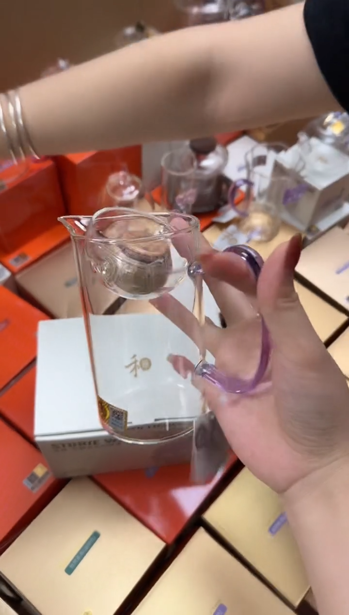 @@禾器晶彩沁润浅紫色