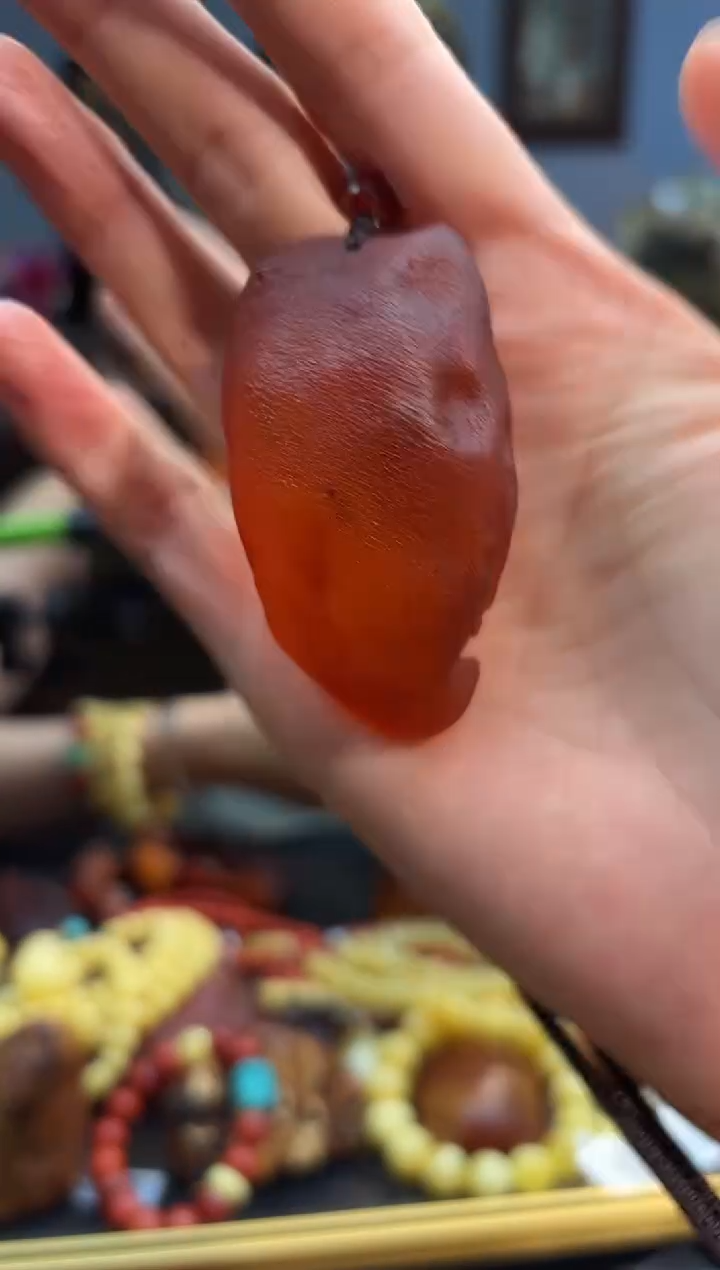 蜜蜡颈饰未镶嵌吊坠