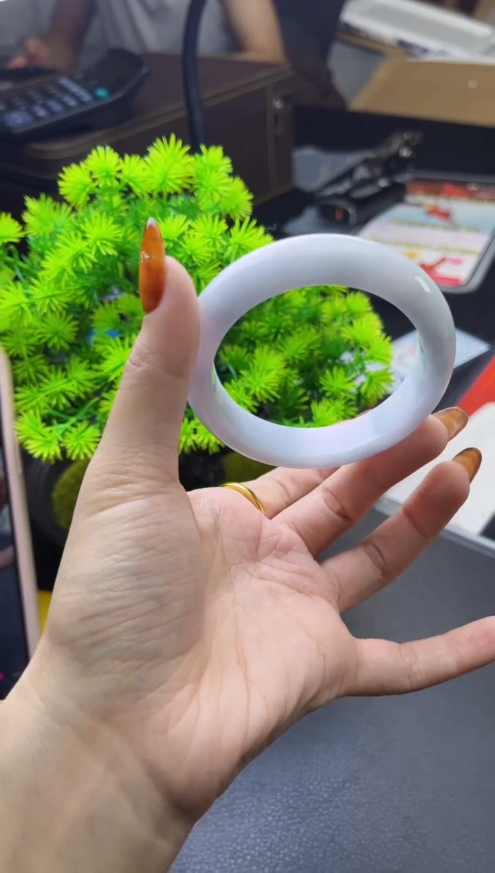 【闪购商品】翡翠手镯未镶嵌缅甸天然翡翠手镯