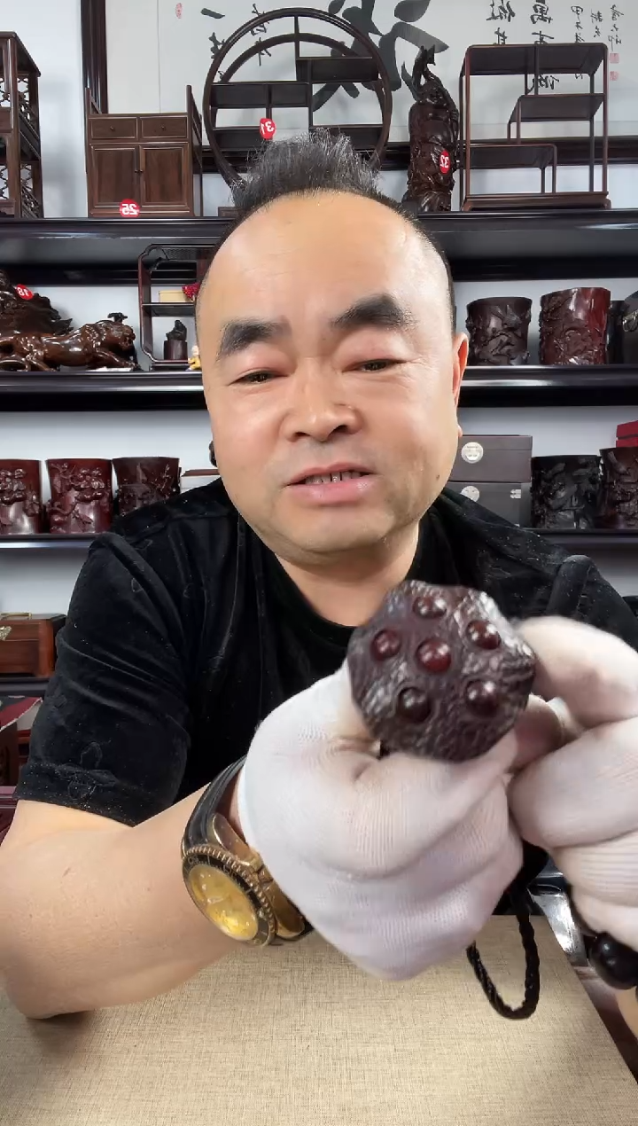 木老李红木工艺品819瑕疵