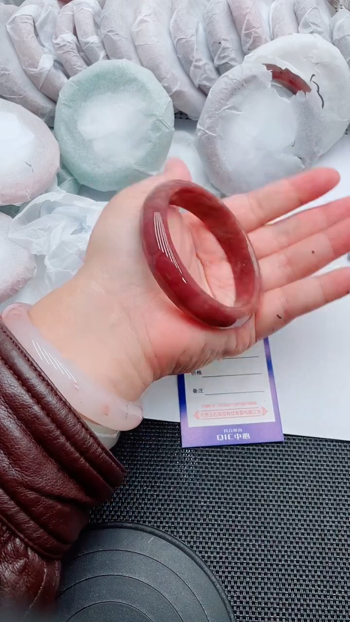 未镶嵌手镯石英质玉127-56-57