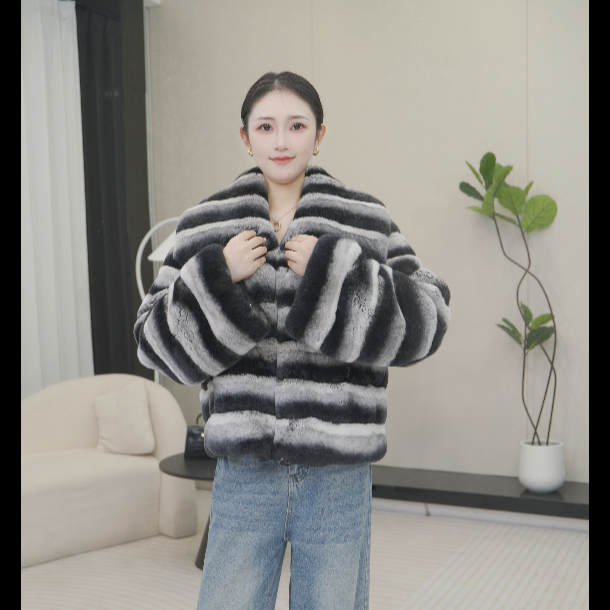 2025秋冬新款龙猫青紫蓝进口獭兔皮草外套女短款大衣1031