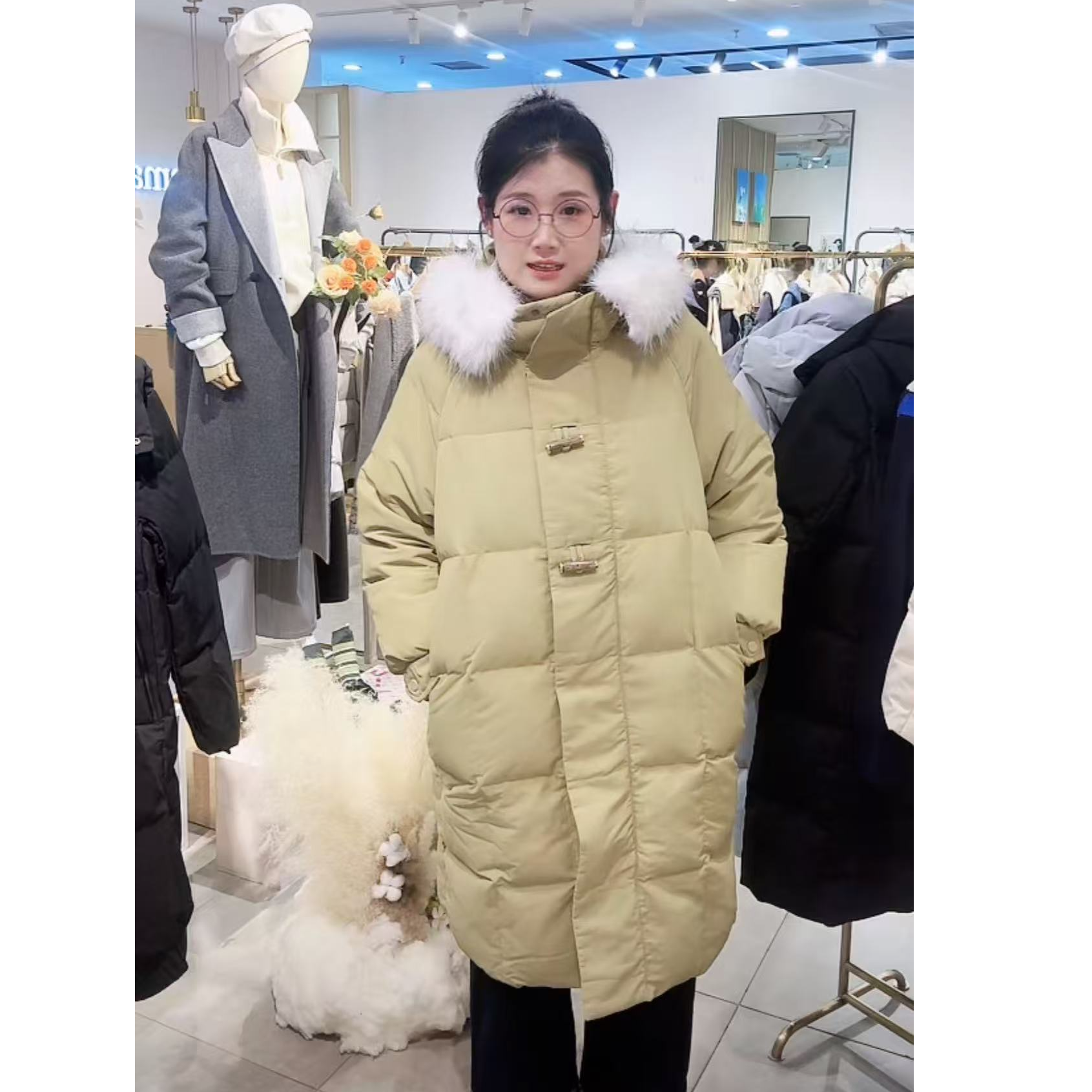 【雅丹风】茵曼冬季时尚毛绒拼接中长款羽绒服鸭绒连帽面包服外套