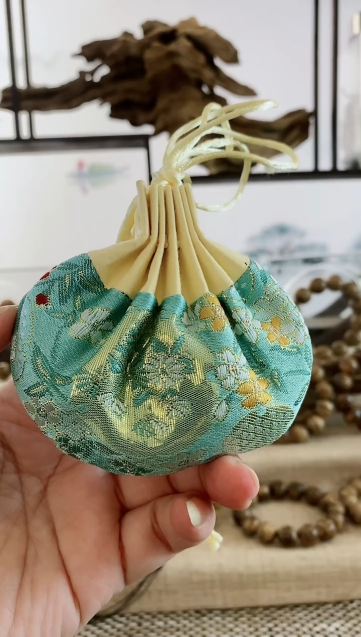 沉香沉香香囊天然沉香叶子香包