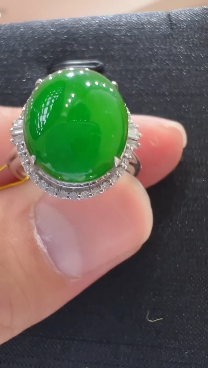 【闪购商品】翡翠戒指18K金镶嵌            