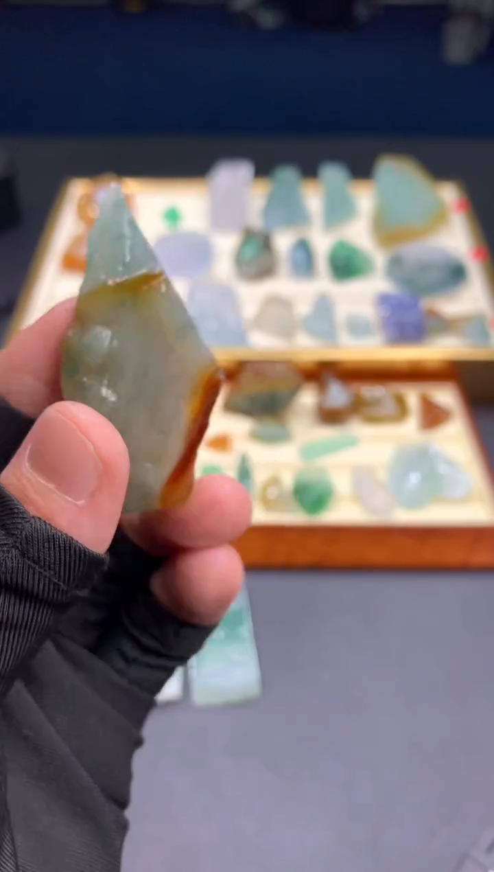 【闪购商品】定制翡翠未镶嵌           