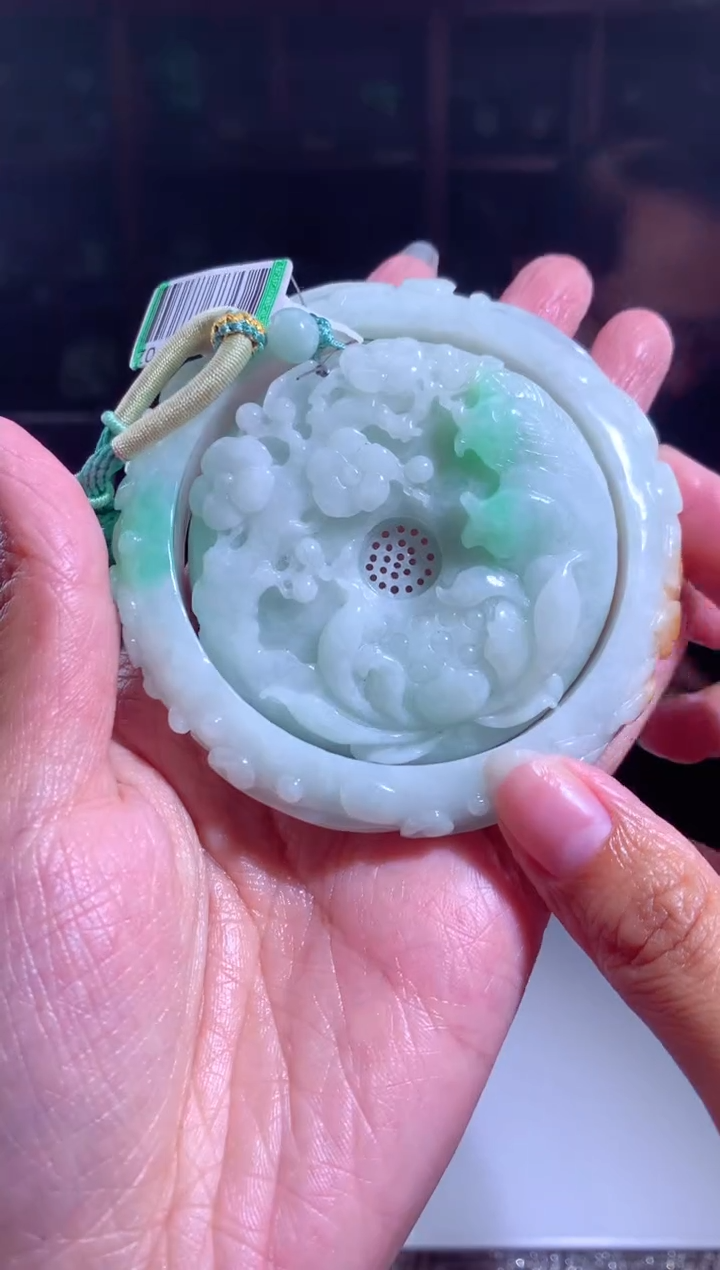 【闪购商品】定制翡翠未镶嵌挂件发货（拍一发一）