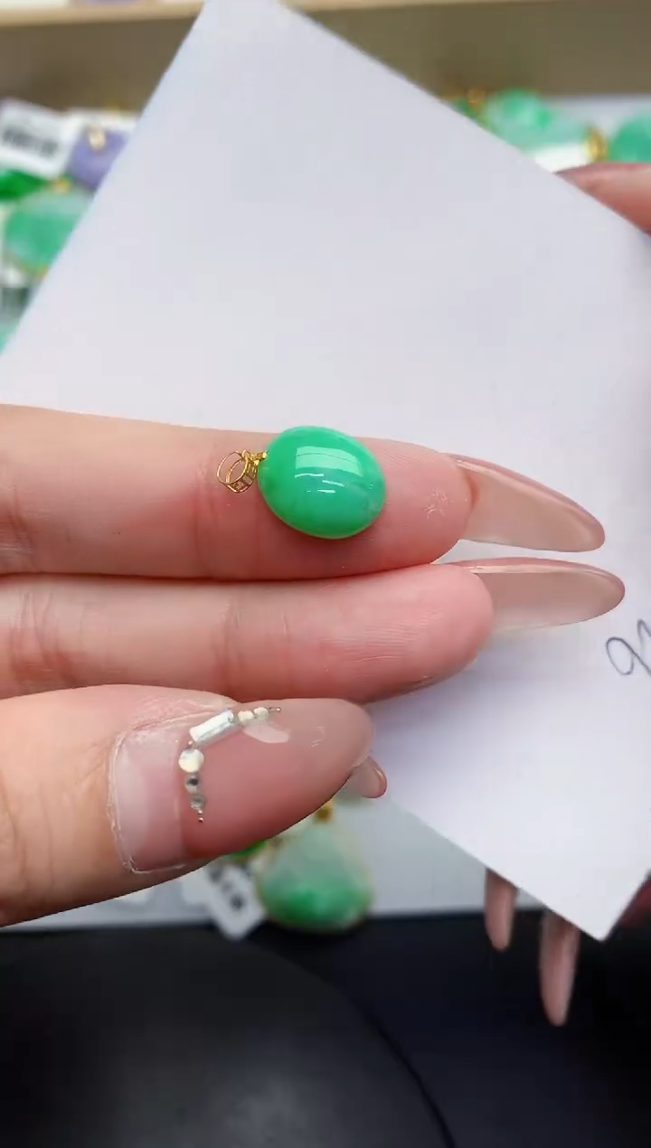 【闪购商品】翡翠颈饰18K金镶嵌000000000000