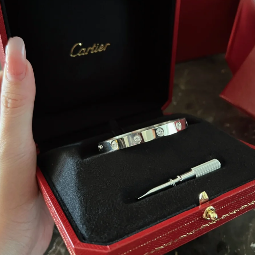 99新 Cartier/卡地亚 小花6欢 love 十钻 手镯 18K白金 16