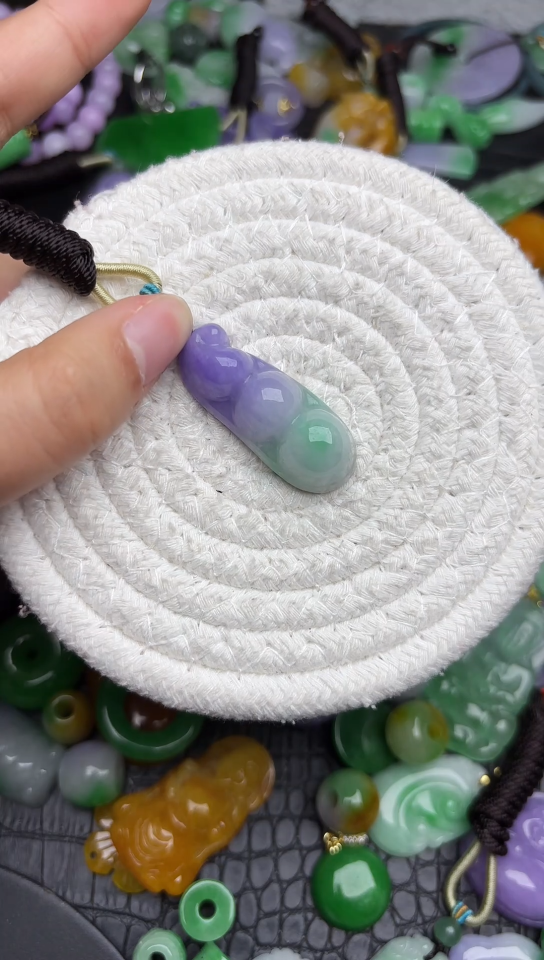 颈饰未镶嵌翡翠缅甸翡翠吊坠