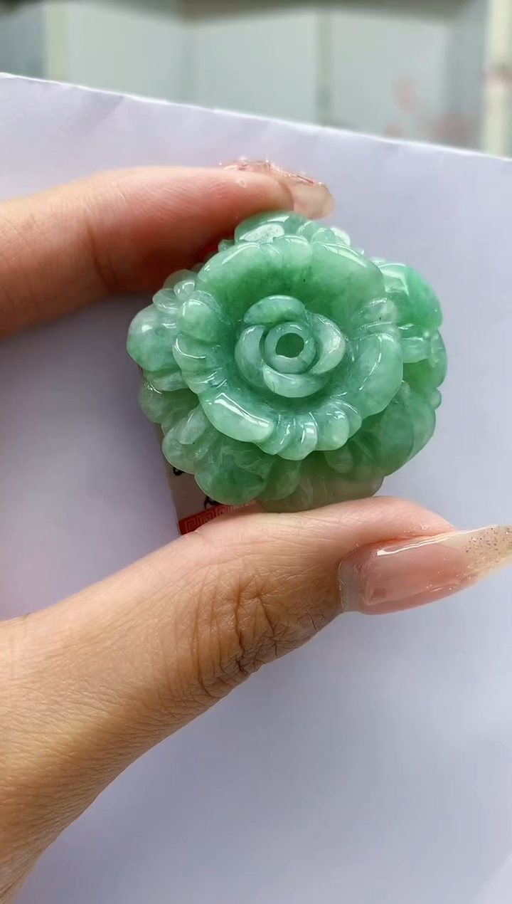 【闪购商品】定制翡翠未镶嵌4852MM-毛货挂件49