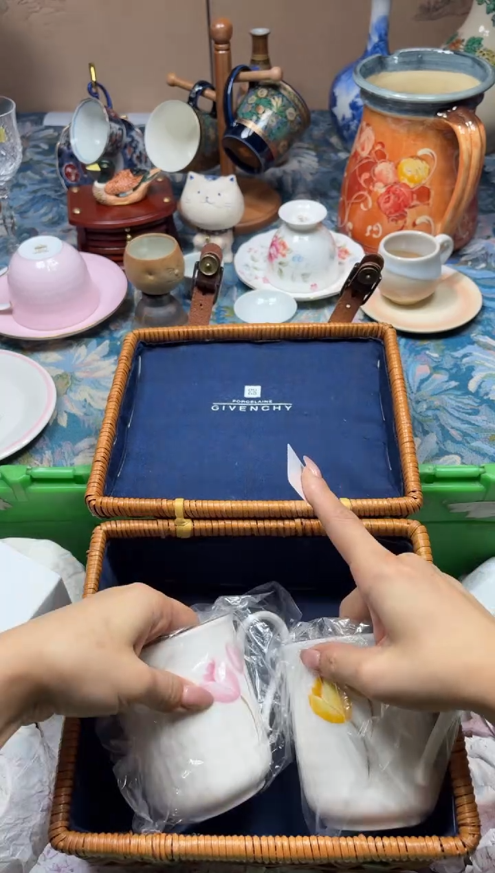 手工艺品琉璃赭*442
