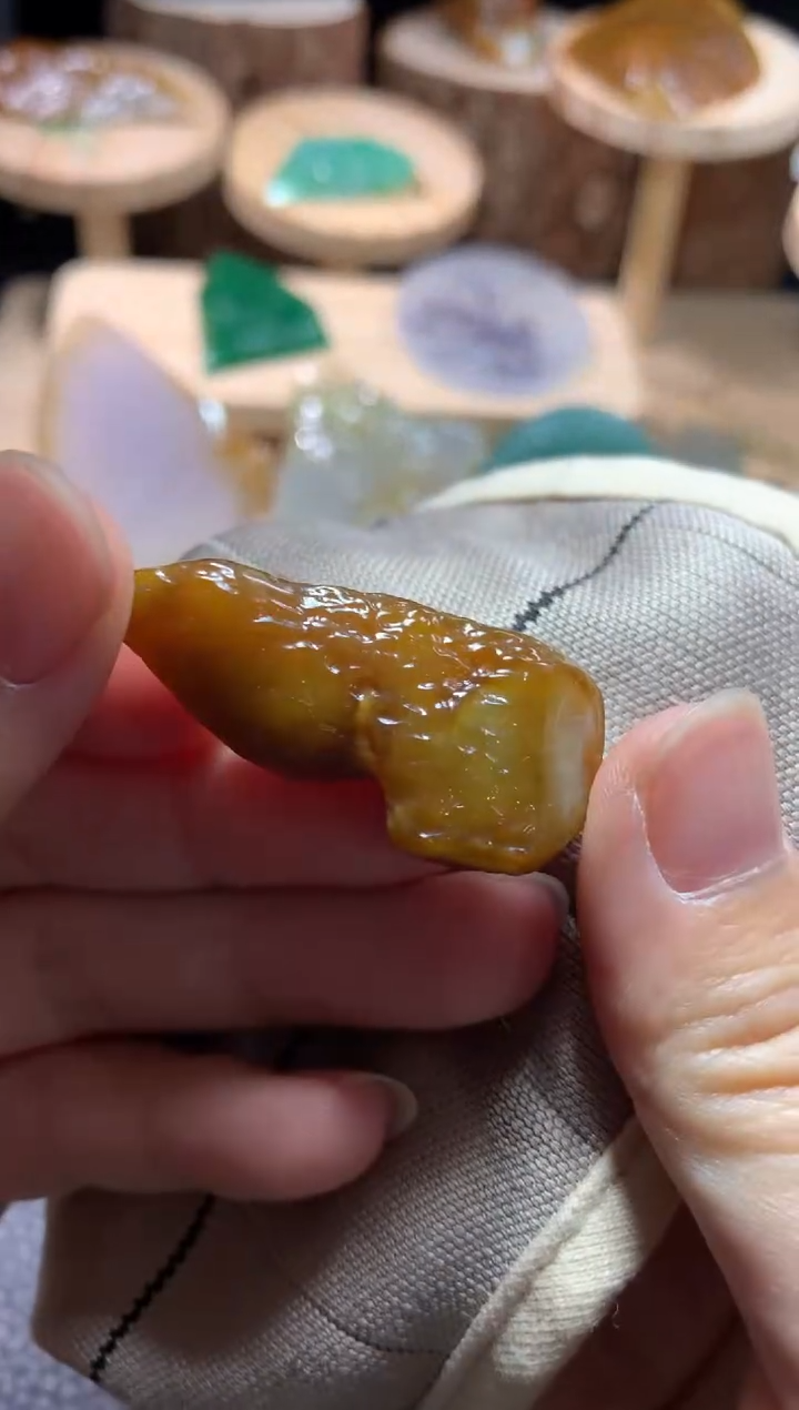 吊坠(不含链)未镶嵌翡翠吊坠