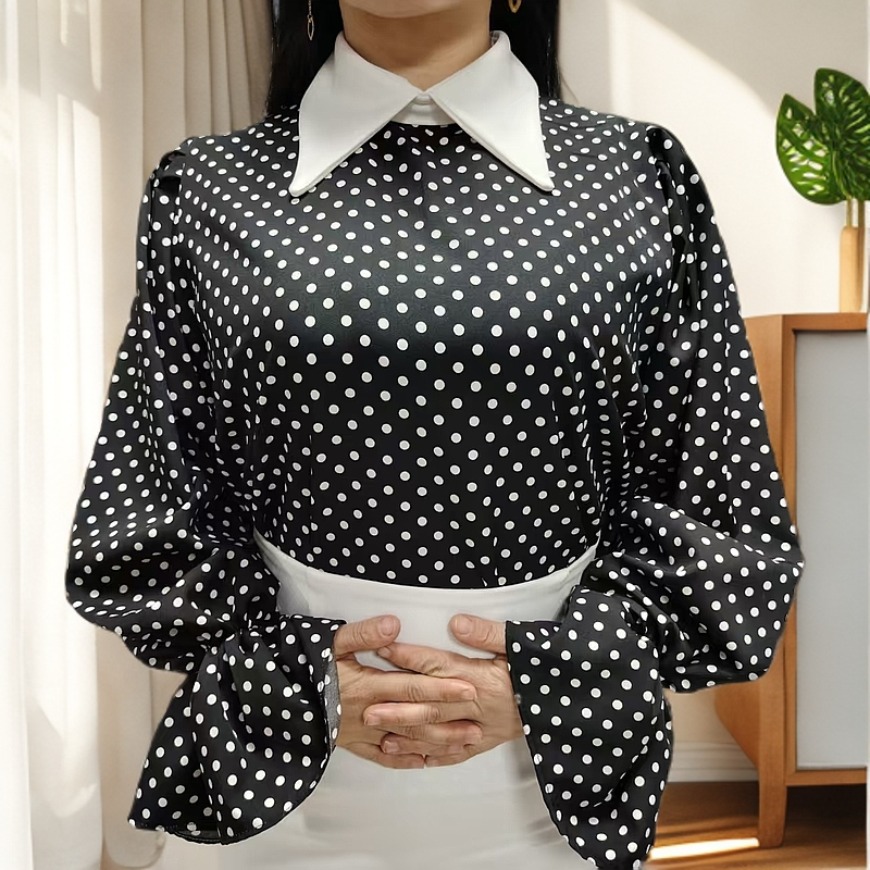 早春时尚新款上衣