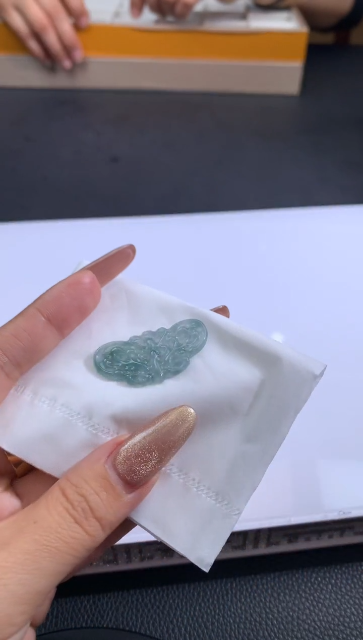 【闪购商品】定制翡翠未镶嵌翡翠