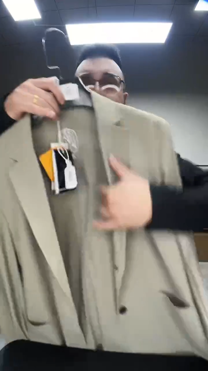032编码男装清货孤品