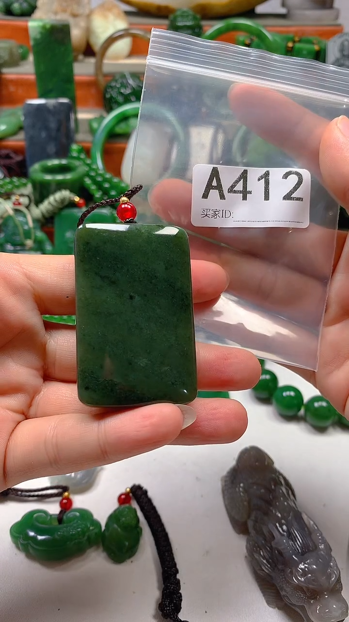 和田玉未镶嵌颈饰1