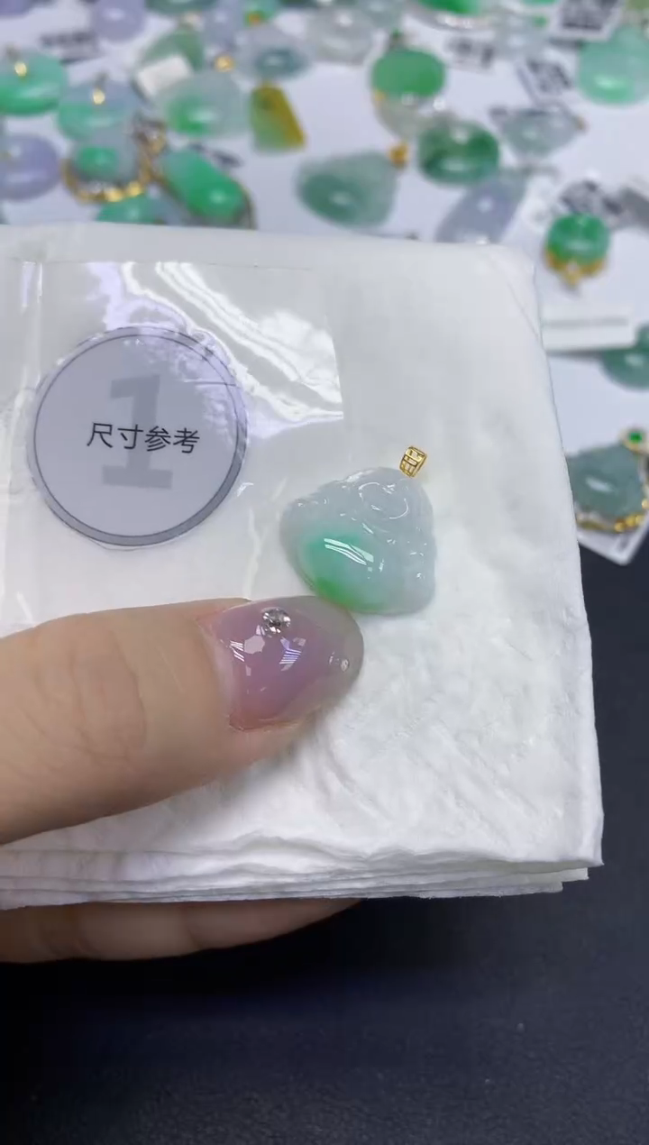 颈饰18K金镶嵌翡翠天然缅甸翡翠A货百元以上9元证书费自理