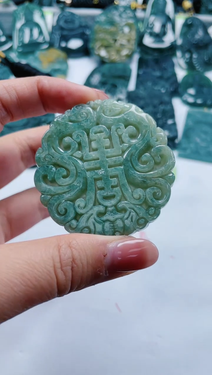 【闪购商品】翡翠颈饰未镶嵌