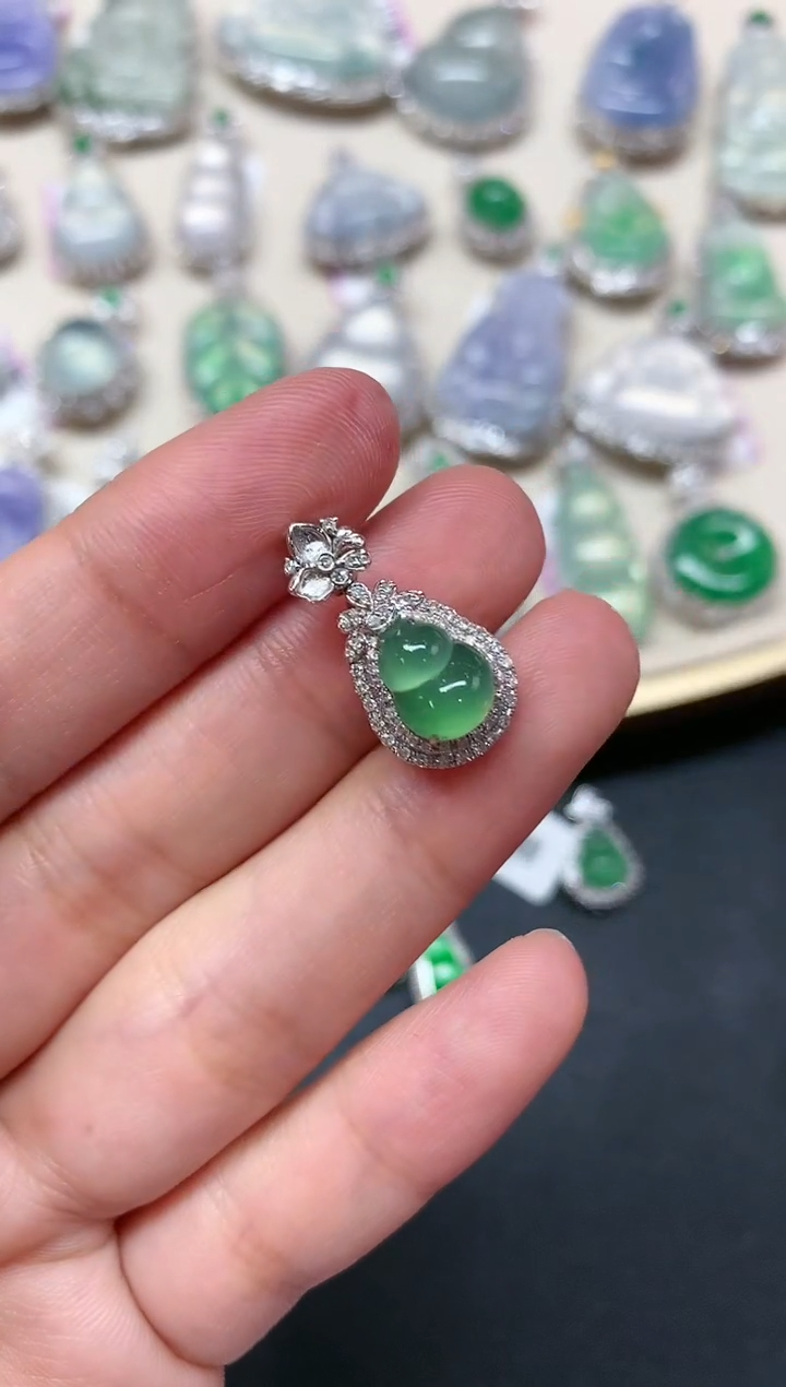 【闪购商品】翡翠吊坠(不含链)18K金镶嵌A108|4980