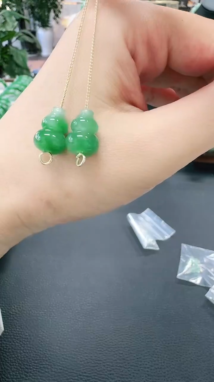 未镶嵌1石英质玉（非洲翠）/1261