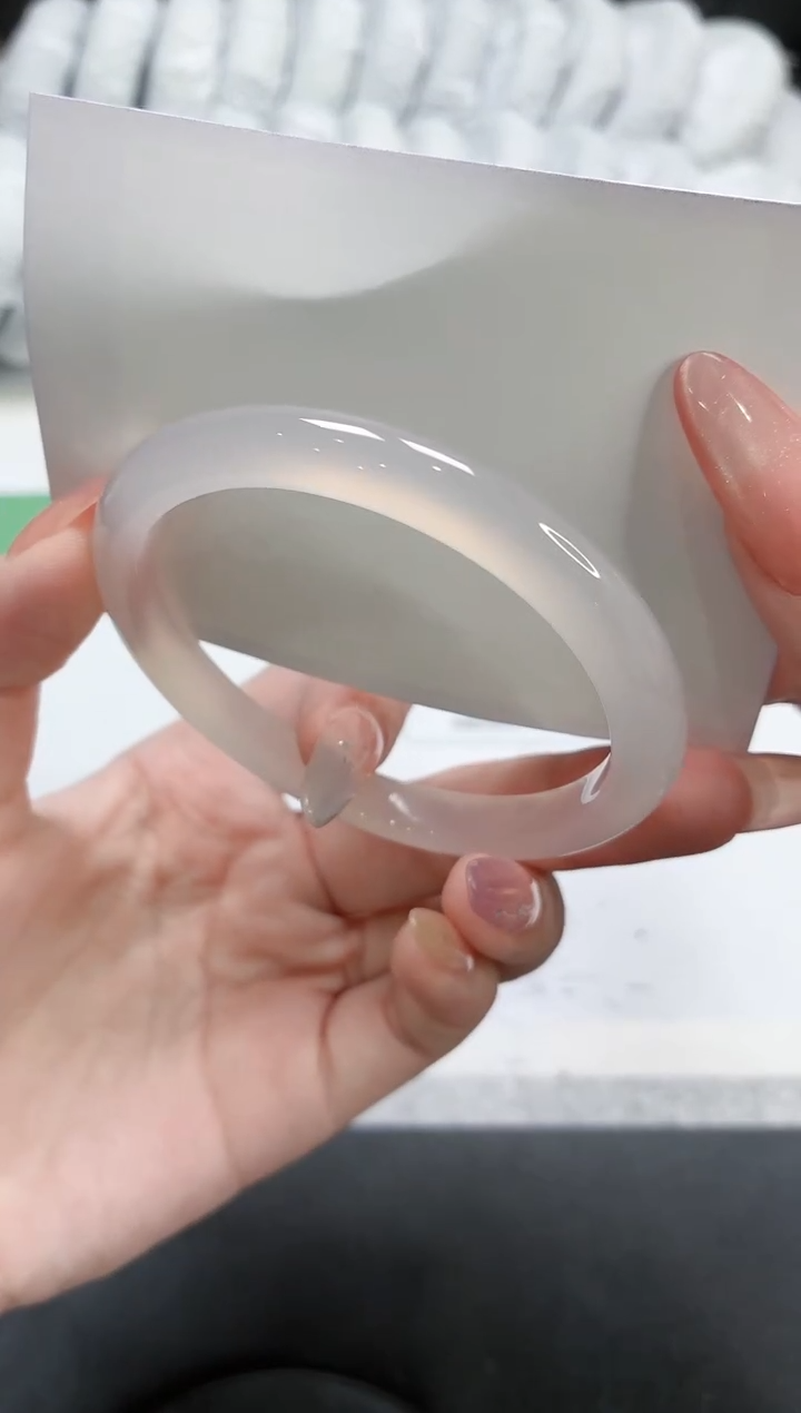 石英质玉手镯未镶嵌412-57.4荔枝