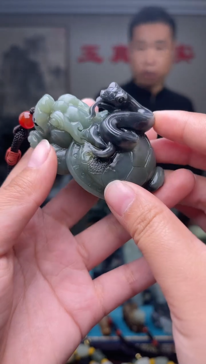 未镶嵌和田玉挂件1