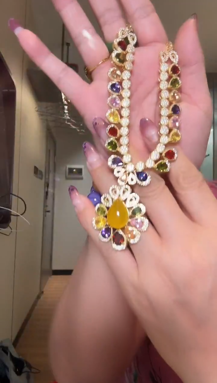 未镶嵌颈饰玛瑙/玉髓天然