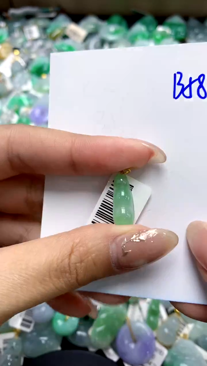 【闪购商品】翡翠颈饰18K金镶嵌1111111111111111