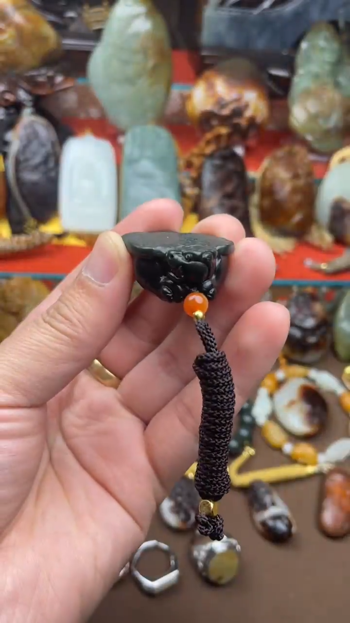 未镶嵌和田玉挂件旱籽龙龟