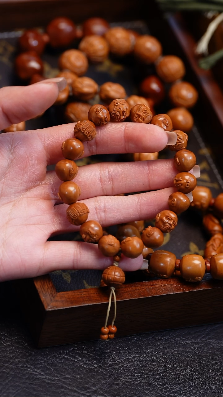 【闪购商品】橄榄核吊坠苏工橄榄核