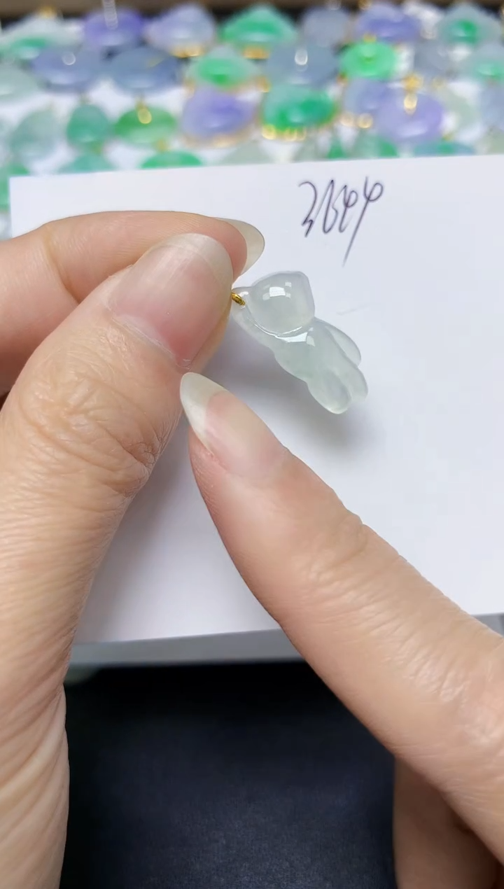 翡翠未镶嵌颈饰 天然缅甸翡翠A货