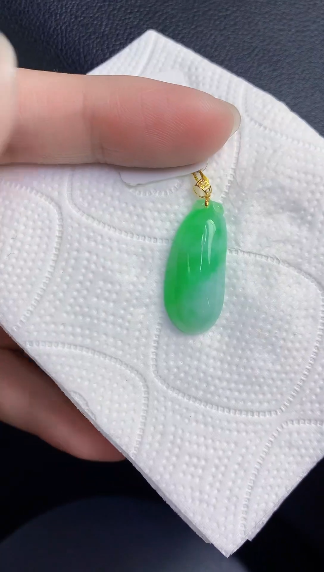 颈饰18K金镶嵌翡翠天然翡翠缅甸A货
