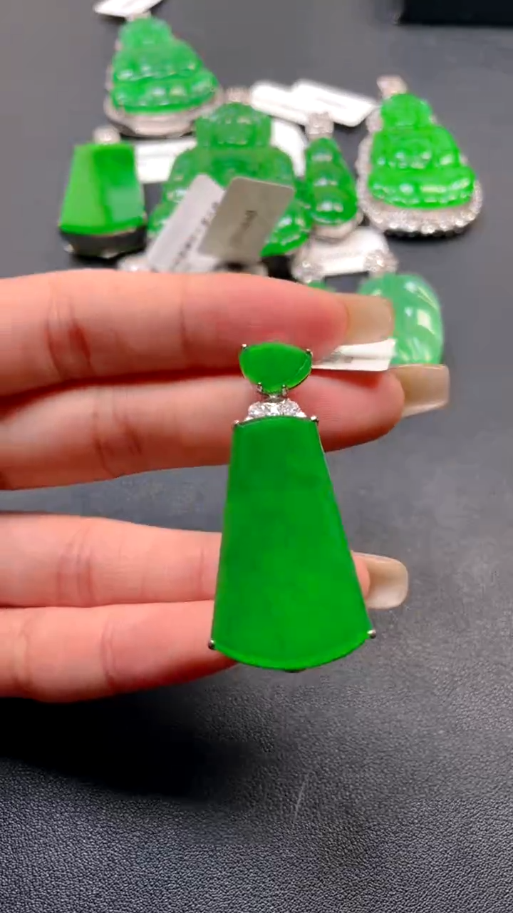 吊坠(不含链)银S925镶嵌翡翠吊坠