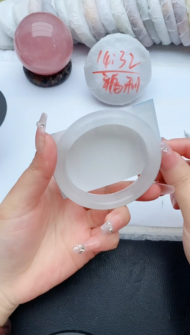 【闪购商品】石英质玉手镯未镶嵌G274+59/60