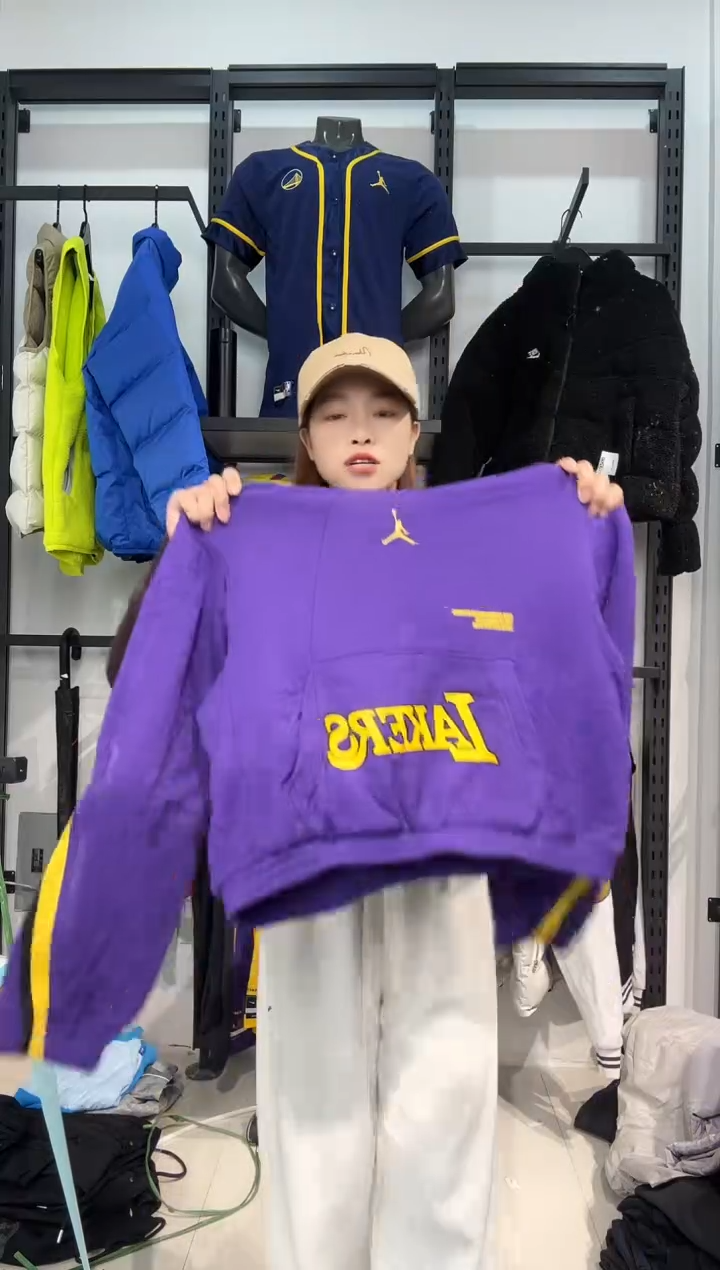 3304闪购编码 Nike/Jordan运动卫衣裤以直播间过款为准 尺码  m