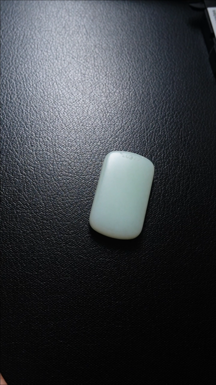 【闪购商品】和田玉颈饰未镶嵌无事牌