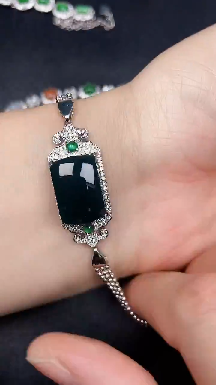 银S925镶嵌戒指翡翠2490