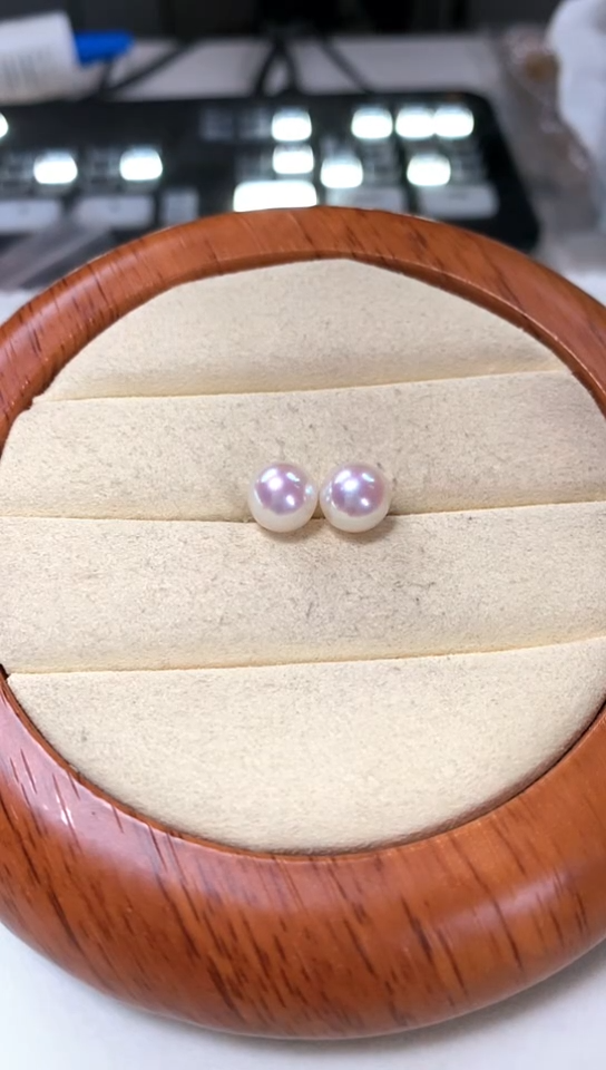 【闪购商品】海水珍珠耳钉18K金镶嵌8-9海水素钉